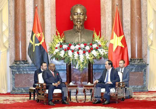 Le président Tran Dai Quang reçoit le ministre angolais des Relations extérieures ảnh 1 Le président Tran Dai Quang reçoit le ministre angolais des Relations extérieures ảnh 1