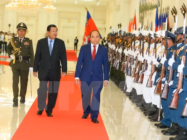 Entretien Nguyen Xuan Phuc-Samdech Techo Hun Sen ảnh 1
