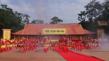 La fête Lam Kinh 2015 dans la province de Thanh Hoa ảnh 6 La fête Lam Kinh 2015 dans la province de Thanh Hoa ảnh 6