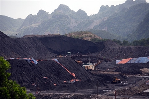 Centrale à charbon: La ville de Ha Long en enjeu environnemental majeur ảnh 2 Centrale à charbon: La ville de Ha Long en enjeu environnemental majeur ảnh 2