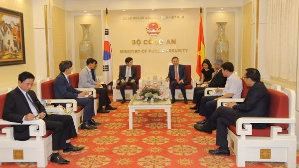 Consolider les relations entre le Vietnam et la R. de Corée ảnh 1