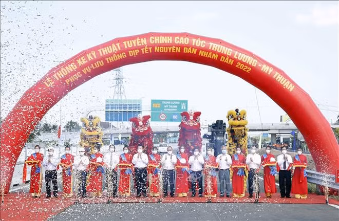 L'autoroute Trung Luong-My Thuân est ouverte à la circulation ảnh 3