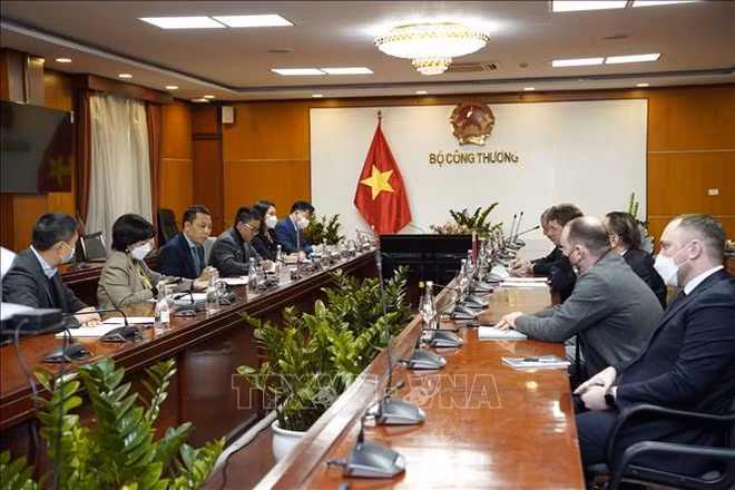 Pour promouvoir les relations commerciales Vietnam - Biélorussie ảnh 1