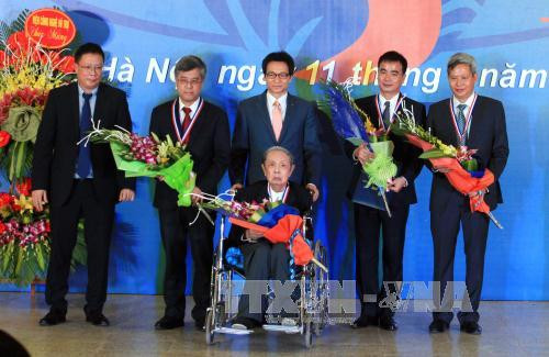 Un autre prix pour honorer les scientifiques vietnamiens ảnh 1