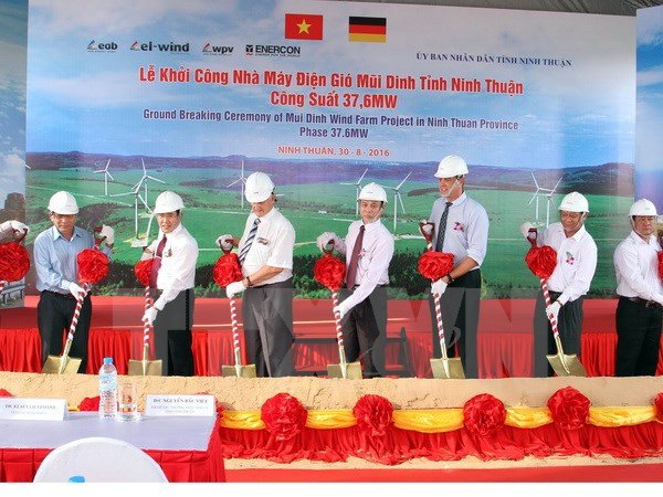 Ninh Thuan : mise en chantier de la centrale éolienne de Mui Dinh ảnh 1 Ninh Thuan : mise en chantier de la centrale éolienne de Mui Dinh ảnh 1