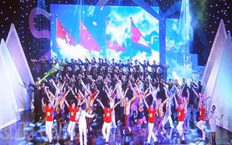 Le président Tran Dai Quang au programme d’échange « Frontière d’amitié » ảnh 1 Le président Tran Dai Quang au programme d’échange « Frontière d’amitié » ảnh 1