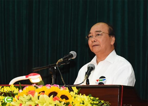Le Premier ministre Nguyen Xuan Phuc rencontre des électeurs de Hai Phong ảnh 1 Le Premier ministre Nguyen Xuan Phuc rencontre des électeurs de Hai Phong ảnh 1