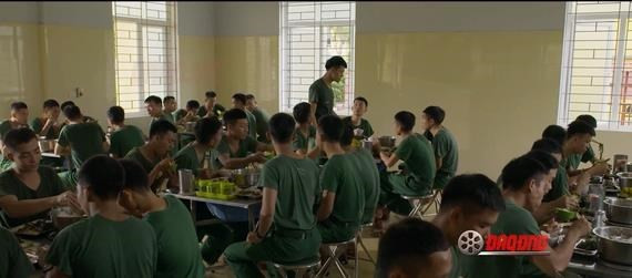 Projection de films en l’honneur du 13e Congrès national du Parti ảnh 1