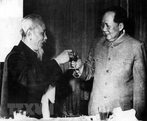 Ho Chi Minh-Ville célèbre le 71e anniversaire des relations Vietnam-Chine ảnh 1 Ho Chi Minh-Ville célèbre le 71e anniversaire des relations Vietnam-Chine ảnh 1