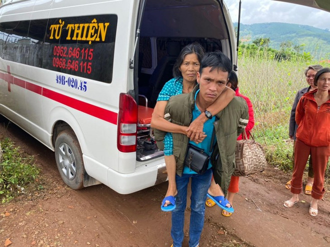 Transporter gratuitement les patients démunis ảnh 2 Transporter gratuitement les patients démunis ảnh 2