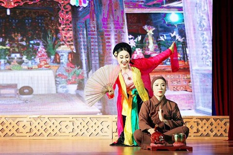 Le fardeau des arts du théâtre traditionnel ảnh 1 Le fardeau des arts du théâtre traditionnel ảnh 1
