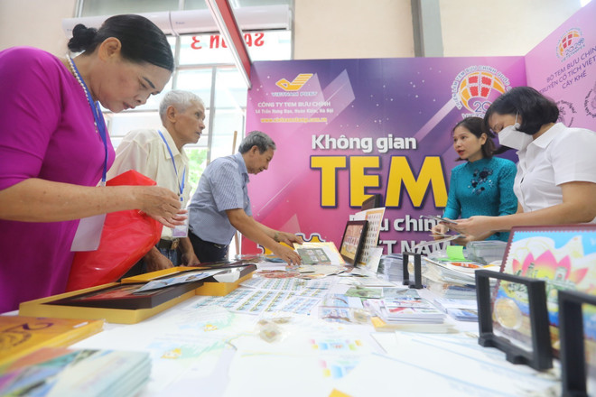Ouverture de la 6e exposition nationale de timbres de poste Vietstampex ảnh 3 Ouverture de la 6e exposition nationale de timbres de poste Vietstampex ảnh 3