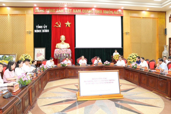 Ninh Binh accélère la transformation numérique ảnh 1