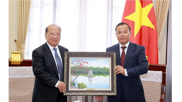 Le Prof. Dr. Yang Dao: très heureux de constater les nombreux changements du pays ảnh 1 Le Prof. Dr. Yang Dao: très heureux de constater les nombreux changements du pays ảnh 1