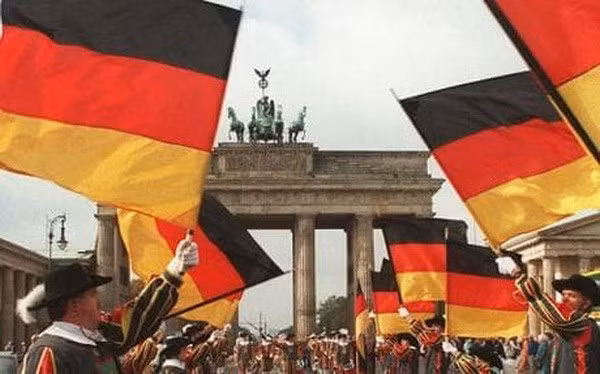 Célébration du 26e anniversaire de la réunification allemande ảnh 1 Célébration du 26e anniversaire de la réunification allemande ảnh 1