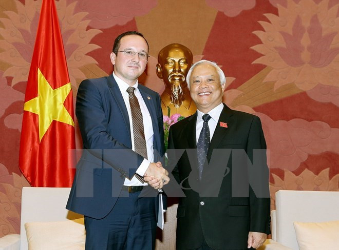 Renforcement des échanges parlementaires Vietnam-Roumanie ảnh 1 Renforcement des échanges parlementaires Vietnam-Roumanie ảnh 1