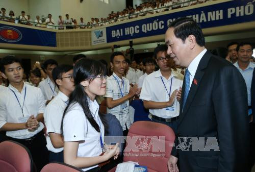 Tran Dai Quang à la rentrée scolaire de l’Université nationale de Ho Chi Minh-Ville ảnh 1 Tran Dai Quang à la rentrée scolaire de l’Université nationale de Ho Chi Minh-Ville ảnh 1