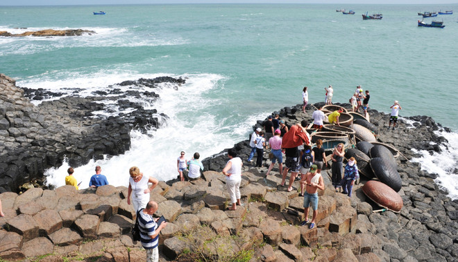 11 milliards de dôngs pour l'aménagement du site national Gành Da Dia ảnh 1