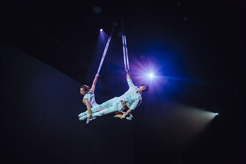 Ionah, premier spectacle en 3D à Hanoi ảnh 2 Ionah, premier spectacle en 3D à Hanoi ảnh 2