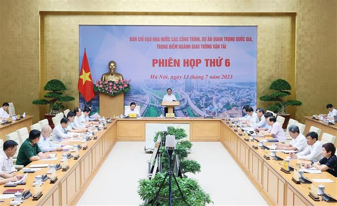 Le PM demande d’éliminer les obstacles aux projets de transports nationaux ảnh 2 Le PM demande d’éliminer les obstacles aux projets de transports nationaux ảnh 2