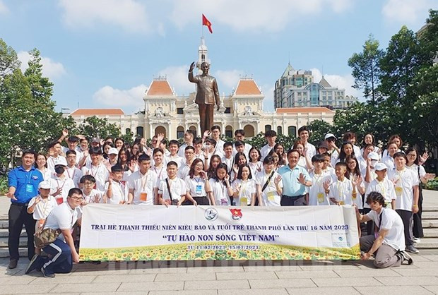 Ouverture de la colonie de vacances d’été des jeunes Viêt kiêu à Hô Chi Minh-Ville ảnh 1