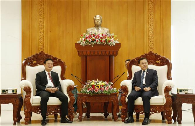 Les dirigeants lao apprécient la coopération entre la province de Nghe An et sept localités du Laos ảnh 2 Les dirigeants lao apprécient la coopération entre la province de Nghe An et sept localités du Laos ảnh 2