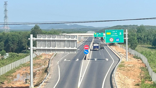 Cinq grands projets de transport se démarrent bientôt ảnh 1