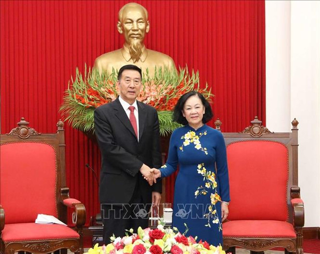 La permanente du Secrétariat du Parti reçoit une délégation de la Conférence consultative politique du peuple chinois ảnh 1 La permanente du Secrétariat du Parti reçoit une délégation de la Conférence consultative politique du peuple chinois ảnh 1