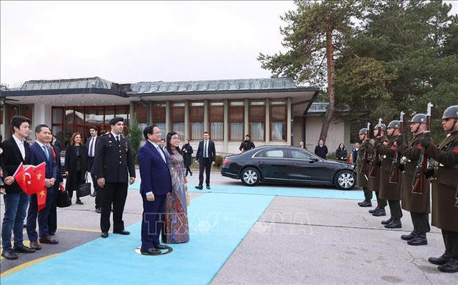 Le Premier ministre visite la société aérospatiale TAI et le Musée des civilisations anatoliennes ảnh 3 Le Premier ministre visite la société aérospatiale TAI et le Musée des civilisations anatoliennes ảnh 3