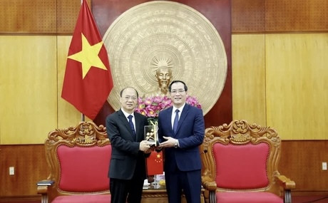 Lang Son travaille avec une délégation du Guangxi (Chine) ảnh 1 Lang Son travaille avec une délégation du Guangxi (Chine) ảnh 1