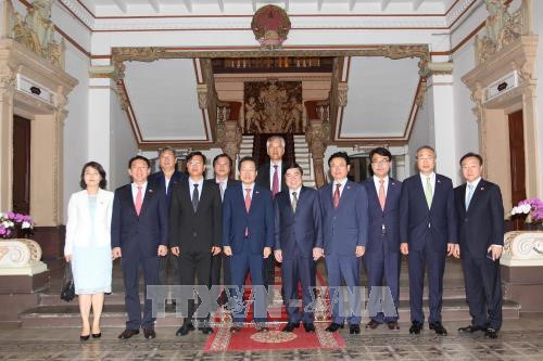 Le président du Parti de la liberté de Corée à Ho Chi Minh-Ville ảnh 1 Le président du Parti de la liberté de Corée à Ho Chi Minh-Ville ảnh 1