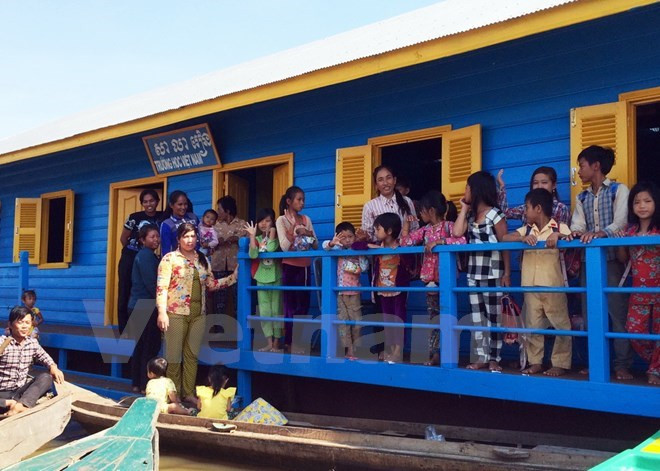 Inauguration d'une école pour enfants Viet kieu au Cambodge ảnh 1 Inauguration d'une école pour enfants Viet kieu au Cambodge ảnh 1