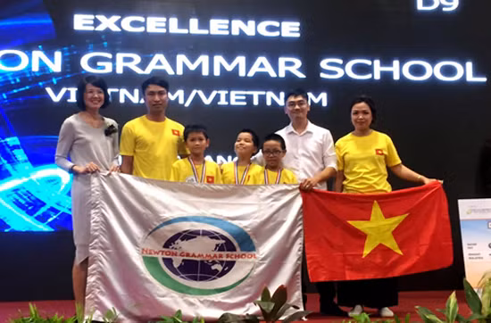 Concours Robothon 2016 : le Vietnam remporte les deux premier prix ảnh 1