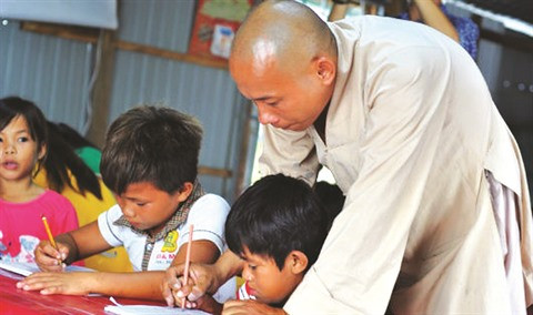 Une classe au milieu d’un lac-réservoir à Dông Nai ảnh 2