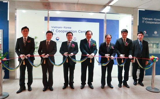 TI: Ouverture à Hanoi d’un centre de coopération Vietnam-République de Corée ảnh 1 TI: Ouverture à Hanoi d’un centre de coopération Vietnam-République de Corée ảnh 1