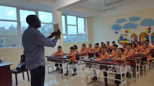 Le Vietnam a un niveau moyen de maîtrise de l'anglais ảnh 1 Le Vietnam a un niveau moyen de maîtrise de l'anglais ảnh 1