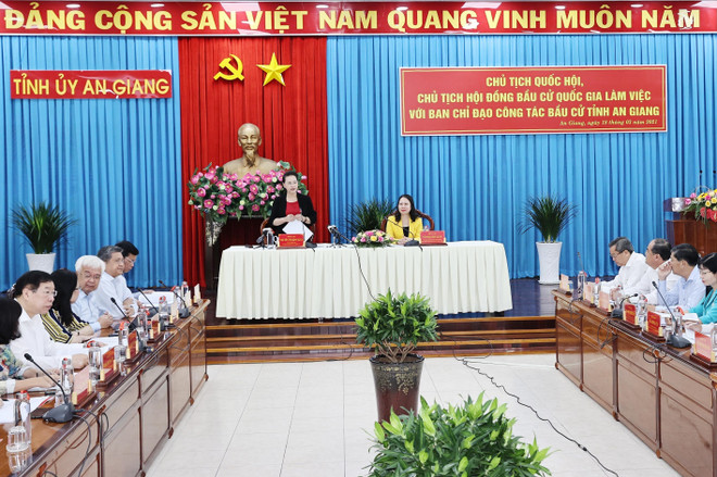 Élections législatives: la présidente de l’AN travaille à An Giang ảnh 1 Élections législatives: la présidente de l’AN travaille à An Giang ảnh 1