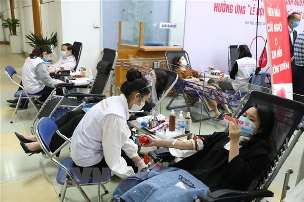 Plus de 8.300 unités de sang collectés lors de la Fête du printemps rouge 2021 ảnh 1 Plus de 8.300 unités de sang collectés lors de la Fête du printemps rouge 2021 ảnh 1