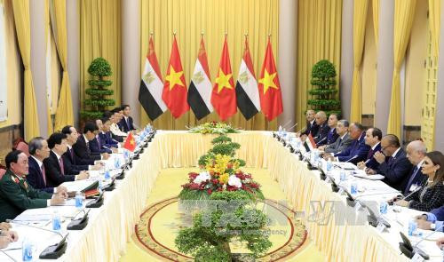 Communiqué de presse conjoint sur la visite d’Etat au Vietnam du président égyptien ảnh 1 Communiqué de presse conjoint sur la visite d’Etat au Vietnam du président égyptien ảnh 1