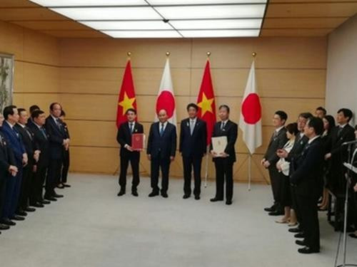 La JBIC accorde un crédit de 200 millions d'USD à des projets d'énergie renouvelable au Vietnam ảnh 1 La JBIC accorde un crédit de 200 millions d'USD à des projets d'énergie renouvelable au Vietnam ảnh 1