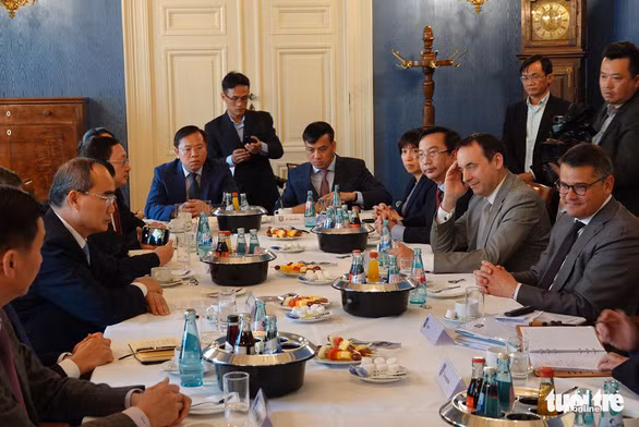 Ho Chi Minh-Ville dynamise sa coopération avec le Land de Hesse (Allemagne) ảnh 1