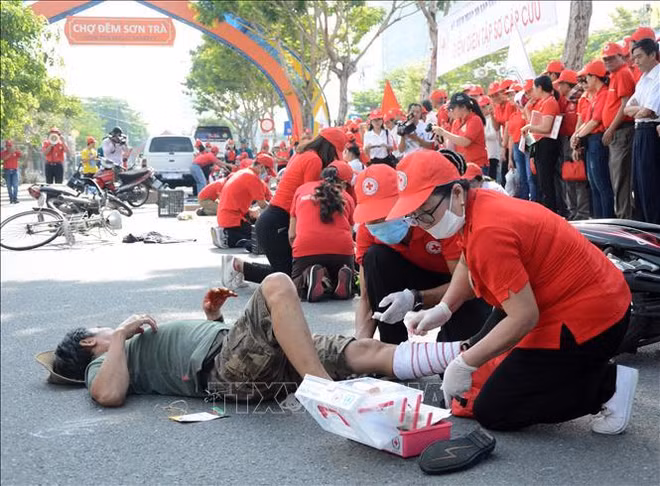 La Journée mondiale des premiers secours 2019 célébrée à Da Nang ảnh 1