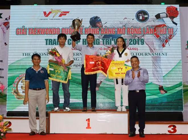 Tournoi international de taekwondo Hong Bang à Da Nang ảnh 1
