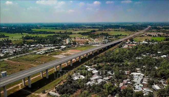 Le pont Vam Cong sur le fleuve Hau sera inauguré en fin mai ảnh 1 Le pont Vam Cong sur le fleuve Hau sera inauguré en fin mai ảnh 1
