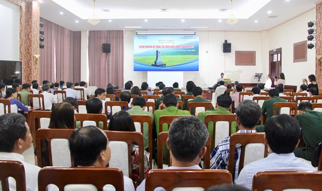 Le Vietnam et le Cambodge édifient une frontière de paix et d'amitié ảnh 1