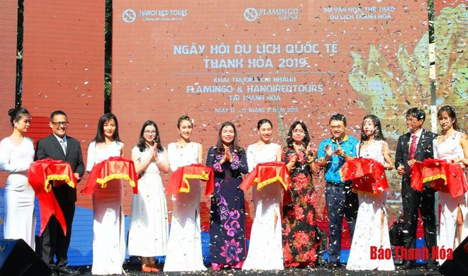 Ouverture de la foire touristique internationale de Thanh Hoa 2019 ảnh 1 Ouverture de la foire touristique internationale de Thanh Hoa 2019 ảnh 1