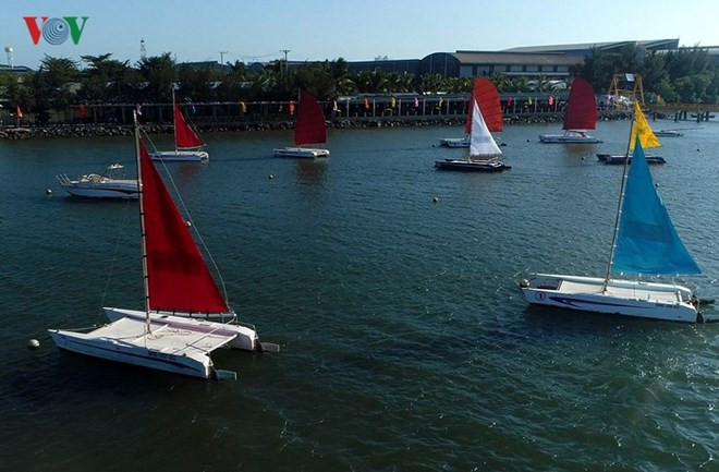 La course internationale de planche à voile à Ba Ria - Vung Tau ảnh 1 La course internationale de planche à voile à Ba Ria - Vung Tau ảnh 1