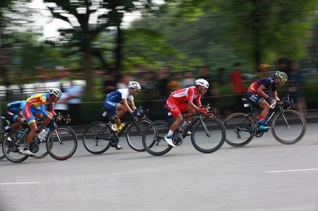 Début de la course cycliste par étapes "Direction Diên Biên Phu 2019" ảnh 1 Début de la course cycliste par étapes "Direction Diên Biên Phu 2019" ảnh 1