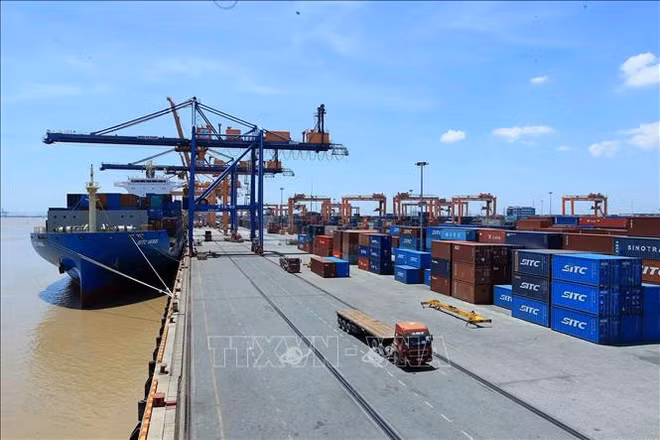 Le FMI table sur une croissance de 6,5% du Vietnam en 2019 ảnh 1