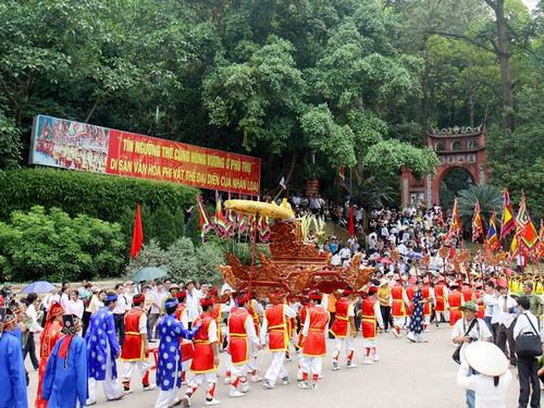 Voyage d'amitié du printemps 2019 au Temple des rois Hung ảnh 1 Voyage d'amitié du printemps 2019 au Temple des rois Hung ảnh 1